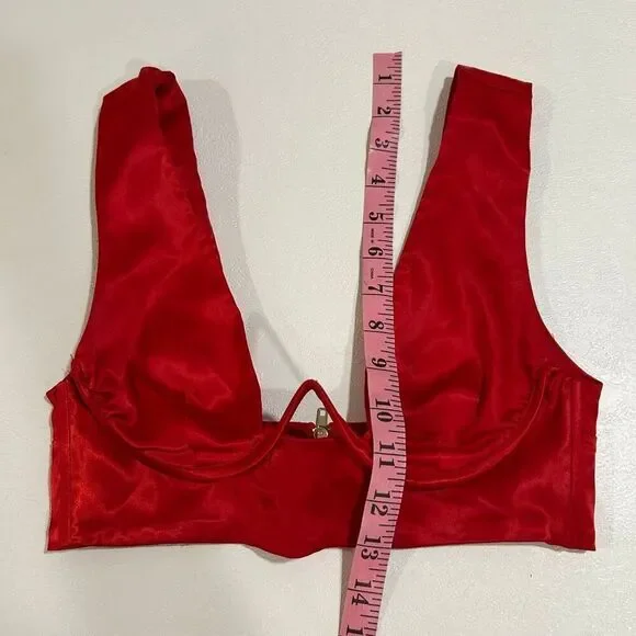Oh Polly Red Satin Underwire Crop Top Size 2 US / UK 6 - Picture 6 of 6